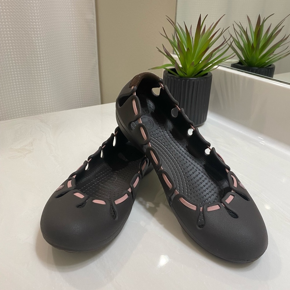 Women CROCS Slip-on